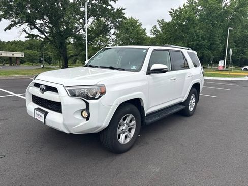Used 2019 Toyota 4Runner SR5 Premium AWD/4WD image 3