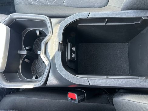 Used 2025 Toyota RAV4 XLE image 23