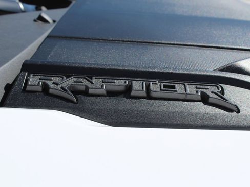New 2025 Ford Bronco Raptor w/ Interior Carbon Fiber Pack AWD/4WD image 10