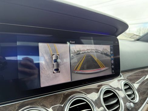 Used 2019 Mercedes-Benz E 450 E 450 4MATIC AWD 4dr Sedan image 23