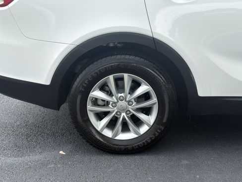 Used 2016 Kia Sorento LX AWD/4WD image 17