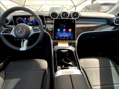 New 2025 Mercedes-Benz GLC 350e GLC 350e image 8