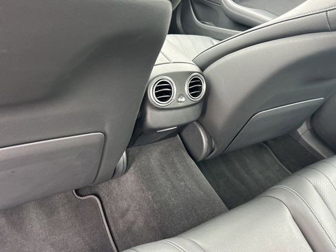 Used 2021 Mercedes-Benz E 350 Sedan image 16
