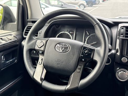Used 2024 Toyota 4Runner TRD Off-Road AWD/4WD image 24