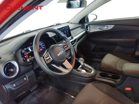 Used 2022 Kia Forte LXS image 26