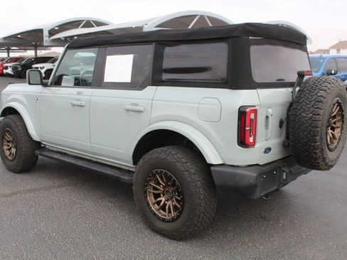 Used 2022 Ford Bronco Outer Banks image 7