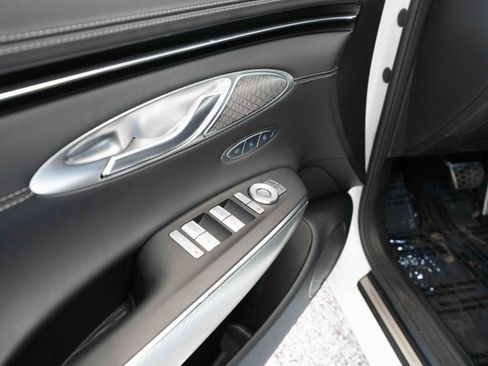 Used 2025 Genesis GV70 2.5T w/ Sport Prestige Package image 7