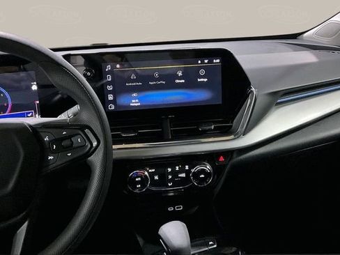 New 2026 Chevrolet Trax LT image 10