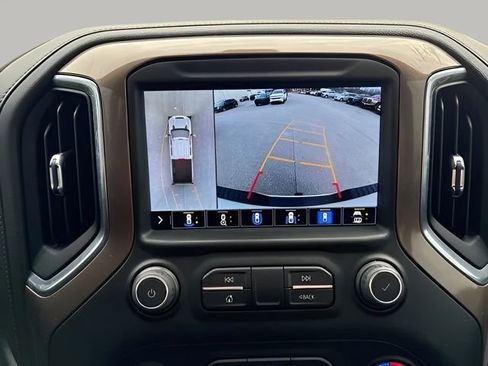 Used 2023 Chevrolet Silverado 2500 High Country w/ Z71 Off-Road Package image 13