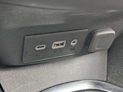 Used 2025 Chevrolet Malibu LT image 19