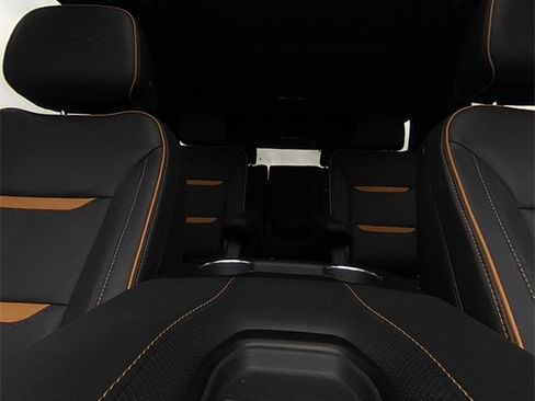 Used 2022 GMC Yukon AT4 image 29