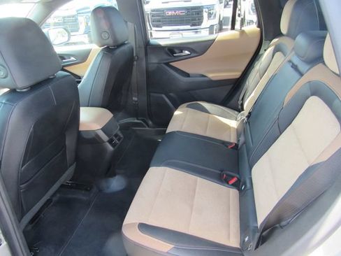 Certified 2025 Chevrolet Equinox ACTIV w/ Safety and Technology Package AWD/4WD image 25