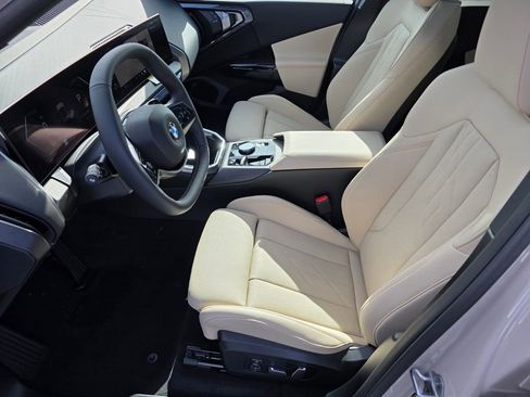 New 2026 BMW X3 xDrive30 w/ Premium Package image 7