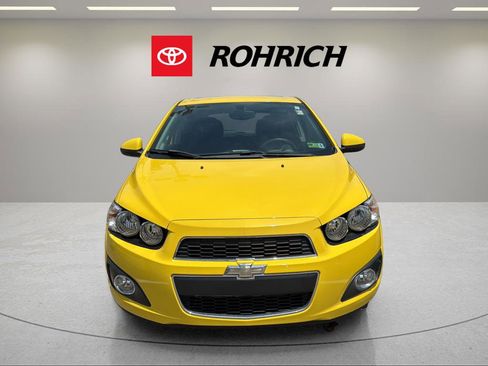 Used 2016 Chevrolet Sonic LT w/ LT Promotional Package FWD image 2