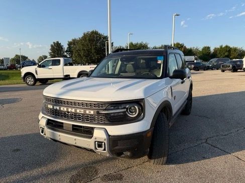 Used 2025 Ford Bronco Sport Badlands w/ Badlands Tech Package AWD/4WD image 6