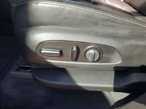 Used 2021 Chevrolet Traverse RS image 19