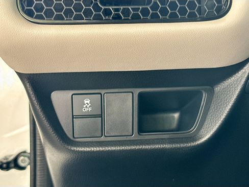 Used 2024 Honda HR-V EX-L image 10