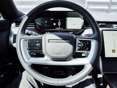 Used 2024 Land Rover Range Rover SE AWD/4WD image 47