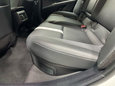 Used 2025 Toyota Camry SE image 45