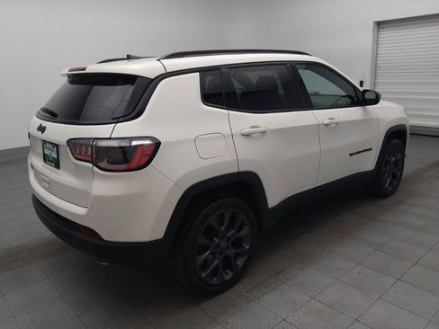 Used 2021 Jeep Compass Latitude w/ Sun and Sound Group AWD/4WD image 10