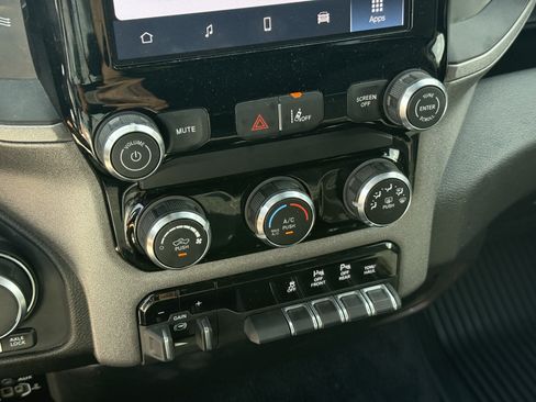 Used 2025 RAM 1500 Warlock AWD/4WD image 23