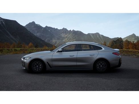 New 2026 BMW i4 eDrive40 RWD image 4