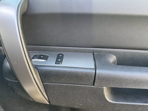 Used 2013 Chevrolet Silverado 2500 LT w/ Interior Plus Package image 21