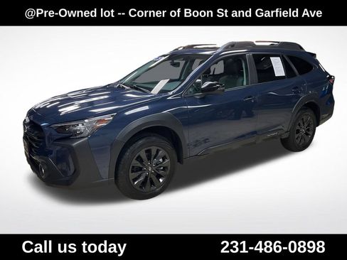 Used 2025 Subaru Outback Onyx Edition AWD/4WD image 1