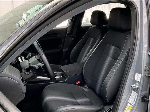 Certified 2025 Honda Civic Sport image 8