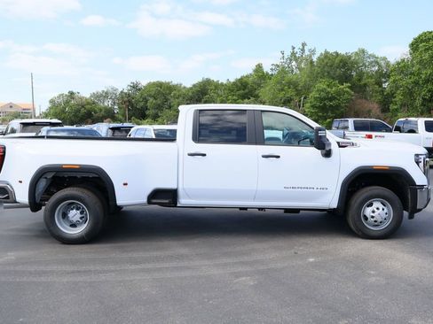 New 2026 GMC Sierra 3500 Pro w/ Convenience Package AWD/4WD image 4