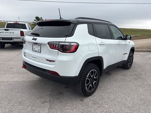 New 2026 Jeep Compass Trailhawk image 5