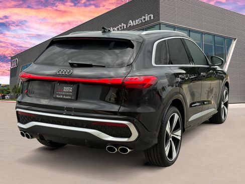New 2026 Audi SQ5 Prestige AWD/4WD image 7