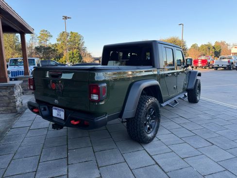 Used 2023 Jeep Gladiator Mojave w/ Cold Weather Group image 5