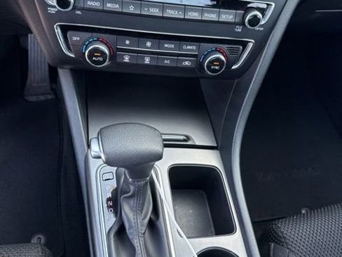 Used 2019 Kia Optima S w/ S Panoramic Sunroof Package image 13