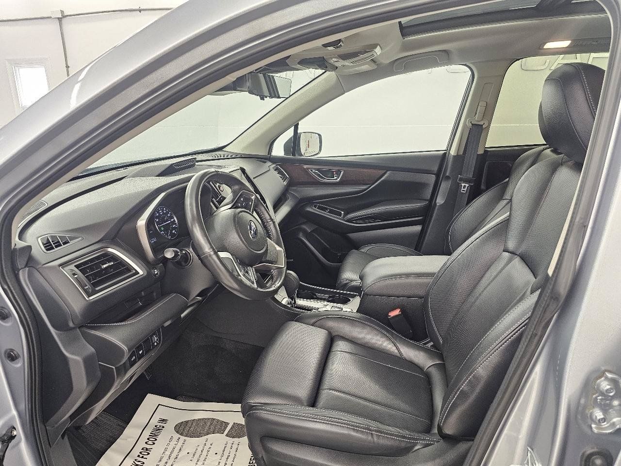 Used 2023 Subaru Ascent Touring AWD/4WD image 9