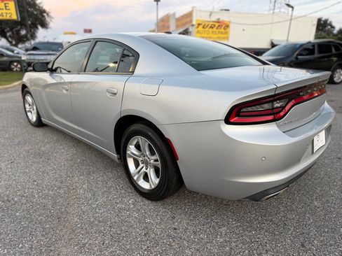 Used 2020 Dodge Charger SXT w/ Leather Interior Group image 7