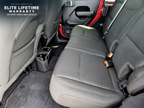 Used 2022 Jeep Wrangler Unlimited Sport AWD/4WD image 28