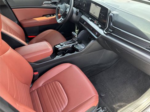 Used 2023 Kia Sportage SX image 37