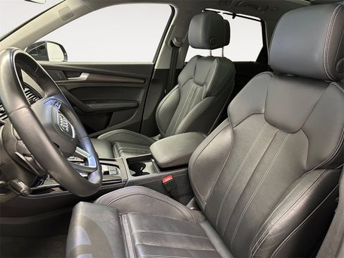 Used 2023 Audi Q5 2.0T Premium Plus w/ Premium Plus Package image 8