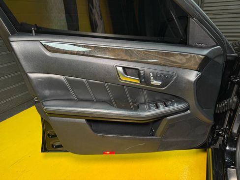 Used 2014 Mercedes-Benz E 63 AMG S-Model image 36