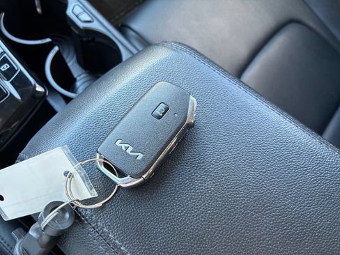 Used 2023 Kia Sportage EX AWD/4WD image 36
