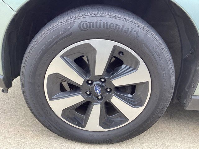 Used 2017 Subaru Forester 2.5i Premium AWD/4WD image 5
