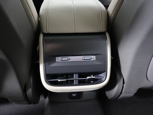 Used 2024 Lincoln Nautilus Reserve w/ Equipment Group 202A AWD/4WD image 40