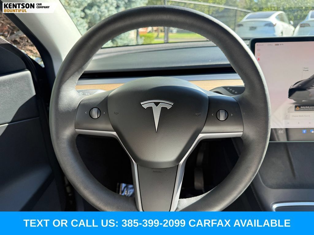 Used 2022 Tesla Model Y Long Range AWD/4WD image 14