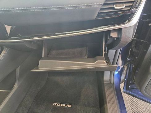 Certified 2023 Nissan Rogue SL AWD/4WD image 28
