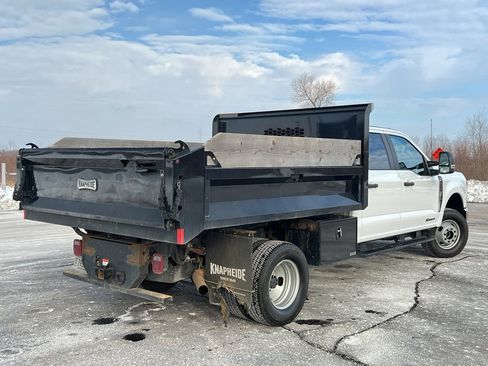 Used 2024 Ford F350 XL w/ Snow Plow Prep Package image 5