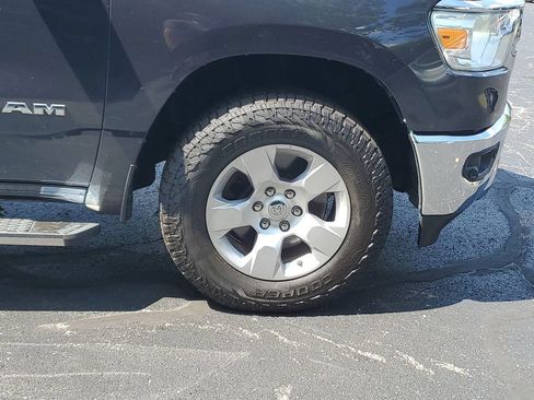 Used 2019 RAM 1500 Big Horn AWD/4WD image 5