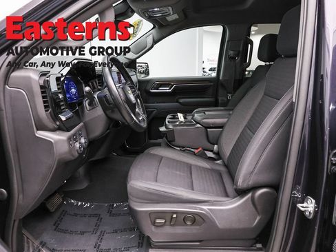Used 2023 Chevrolet Silverado 1500 LT AWD/4WD image 14