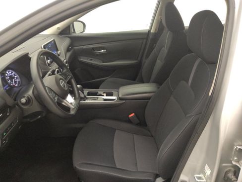 Used 2023 Nissan Sentra SV FWD image 17