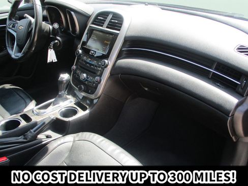 Used 2016 Chevrolet Malibu LTZ FWD image 13